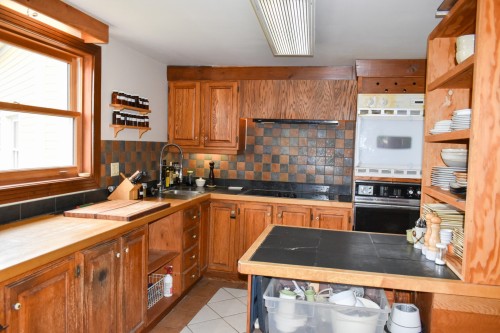 Cuisine - 415Z Route Mooney, Durham-Sud, QC 