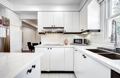 Kitchen - 74 Rue Chatillon, Dollard-Des-Ormeaux, QC - Indoor Photo Showing Kitchen
