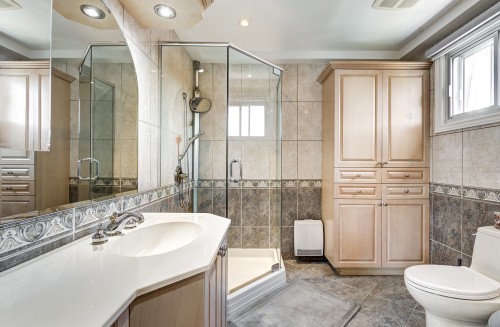 Master Bathroom - 74 Rue Chatillon, Dollard-Des-Ormeaux, QC - Indoor Photo Showing Bathroom