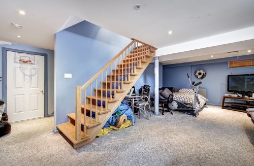 Game Room - 74 Rue Chatillon, Dollard-Des-Ormeaux, QC - Indoor Photo Showing Other Room