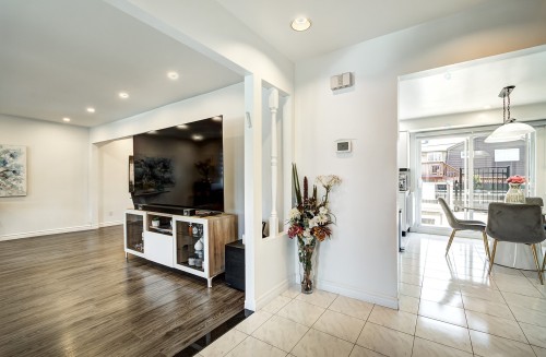 Overall view - 74 Rue Chatillon, Dollard-Des-Ormeaux, QC - Indoor Photo Showing Other Room