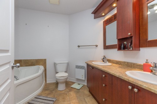 Salle de bains - 7-1425 Rue Leclair, Montréal (Verdun/Île-Des-Soeurs), QC - Indoor Photo Showing Bathroom