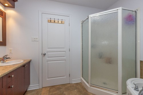 Salle de bains - 7-1425 Rue Leclair, Montréal (Verdun/Île-Des-Soeurs), QC - Indoor Photo Showing Bathroom