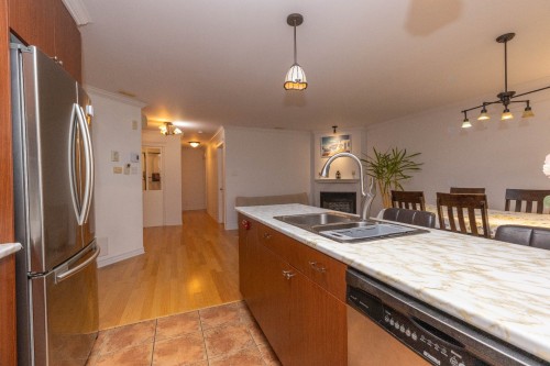 Cuisine - 7-1425 Rue Leclair, Montréal (Verdun/Île-Des-Soeurs), QC - Indoor Photo Showing Kitchen With Double Sink