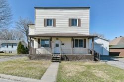 146 Rue Onulphe-Peltier  L'Épiphanie, QC J5X 3X2
