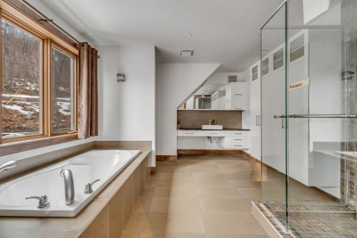 Bathroom - 11Z Ch. Des Montagnards, Stoneham-Et-Tewkesbury, QC - Indoor Photo Showing Bathroom