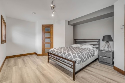Bedroom - 11Z Ch. Des Montagnards, Stoneham-Et-Tewkesbury, QC - Indoor Photo Showing Bedroom
