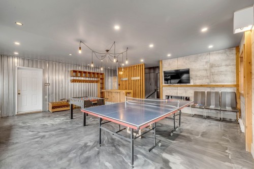 Game Room - 11Z Ch. Des Montagnards, Stoneham-Et-Tewkesbury, QC - Indoor