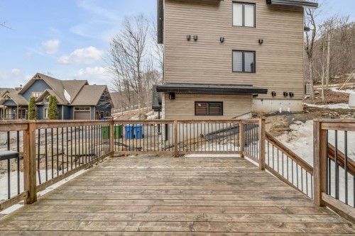 Patio - 11Z Ch. Des Montagnards, Stoneham-Et-Tewkesbury, QC - Outdoor With Exterior