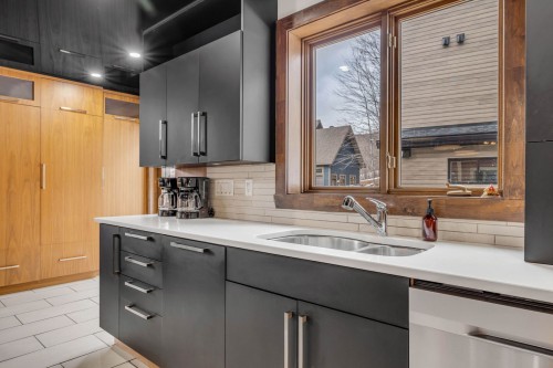Kitchen - 11 Ch. Des Montagnards, Stoneham-Et-Tewkesbury, QC - Indoor Photo Showing Kitchen With Double Sink