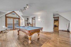 Mezzanine - 