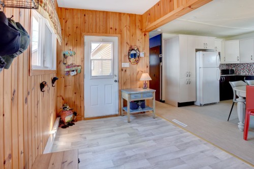 Hall d'entrée/Vestibule - 75 Rue De La Cascade, Saint-Côme, QC - Indoor Photo Showing Other Room