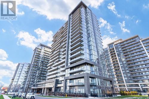1010 - 20 GATINEAU DRIVE  Vaughan, ON L4J 0L3