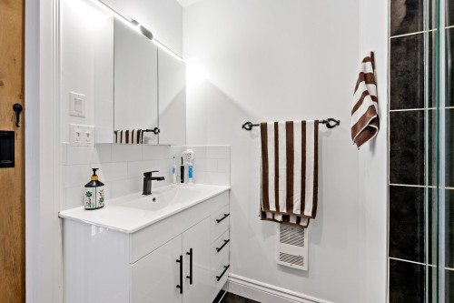 Salle de bains - 7 Rue St-André, Mont-Blanc, QC - Indoor Photo Showing Bathroom