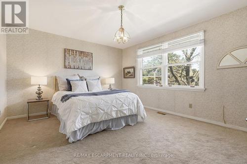 360 Pomona Avenue, Burlington, ON 