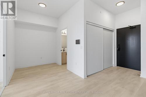 122 - 4878 Powers Common, Burlington, ON - Indoor Photo Showing Other Room