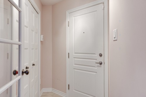 Mud Room - 71 Mtée De St-Sulpice, Saint-Sulpice, QC - Indoor Photo Showing Other Room