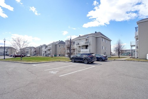 Parking - 71 Mtée De St-Sulpice, Saint-Sulpice, QC - Outdoor