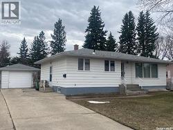 53 Gardiner AVENUE  Regina, SK S4S 4P5