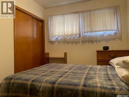 53 Gardiner Avenue, Regina, SK - Indoor Photo Showing Bedroom