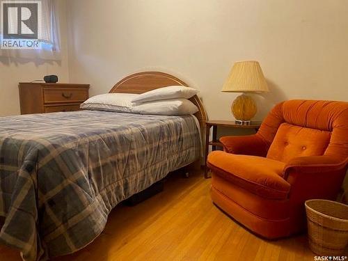 53 Gardiner Avenue, Regina, SK - Indoor Photo Showing Bedroom
