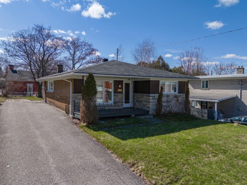 1387A Rue Béliveau  Sherbrooke (Les Nations), QC J1K 2R7