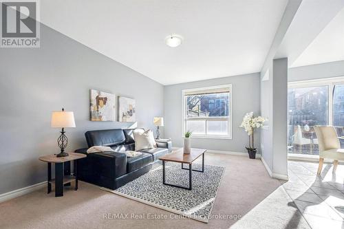 30 VIPOND STREET  Guelph (Grange Road), ON N1E 0G9