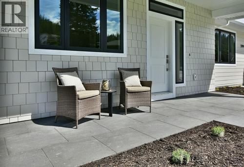 2799 Mountview Drive, Blind Bay, BC - Outdoor With Exterior