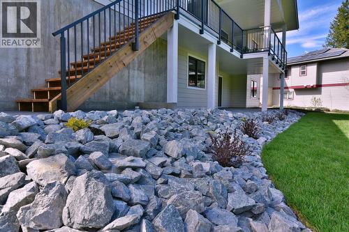 2799 Mountview Drive, Blind Bay, BC - Outdoor