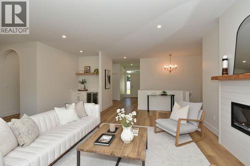 2799 Mountview Drive, Blind Bay, BC - Indoor Photo Showing Living Room With Fireplace