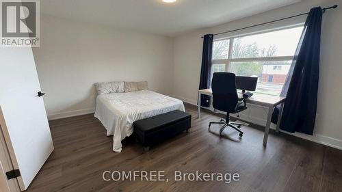 498 Phyllis Street, London South (South E), ON - Indoor Photo Showing Bedroom