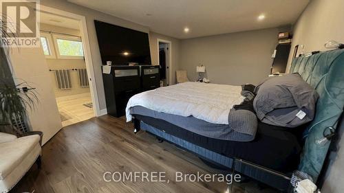 498 Phyllis Street, London South (South E), ON - Indoor Photo Showing Bedroom