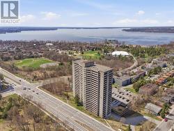 306 - 415 GREENVIEW AVENUE  Ottawa, ON K2B 8G5