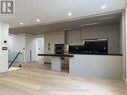 MAIN FLOOR - 189 LLOYD AVENUE Newmarket, ON L3Y 5L4