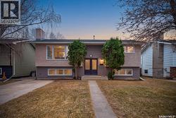 1519 Spadina STREET Moose Jaw, SK S6H 7E1