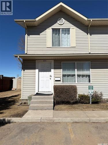 205 815 Kristjanson ROAD  Saskatoon, SK S7S 1M6