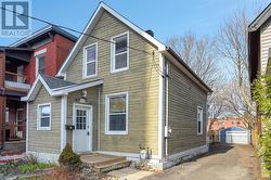481 CAMBRIDGE STREET S  Ottawa, ON K1S 4H6