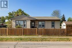 LOWER - 12 FERNDALE AVENUE St. Catharines (Secord Woods), ON L2P 1V3