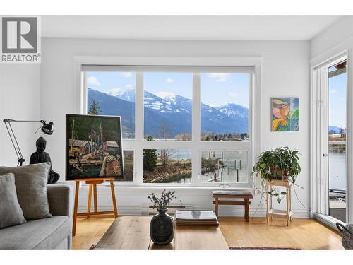 550 Rainbow Drive Unit# 302, Kaslo, BC - Indoor Photo Showing Other Room