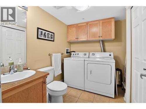 550 Rainbow Drive Unit# 302, Kaslo, BC - Indoor Photo Showing Laundry Room