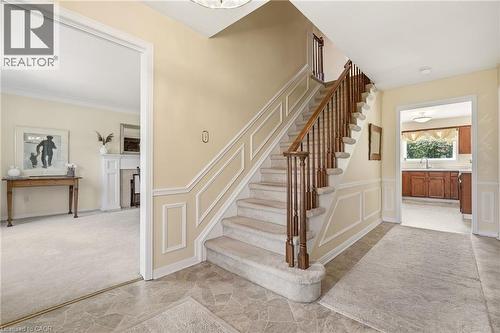 360 Pomona Avenue, Burlington, ON - Indoor Photo Showing Other Room