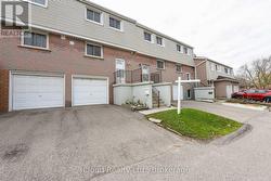 88 - 400 MISSISSAUGA VALLEY BOULEVARD  Mississauga, ON L5A 3N6