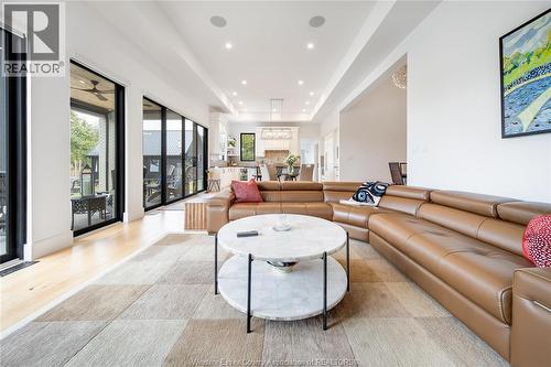 77 Bissonnette Lane, Lakeshore, ON - Indoor Photo Showing Living Room