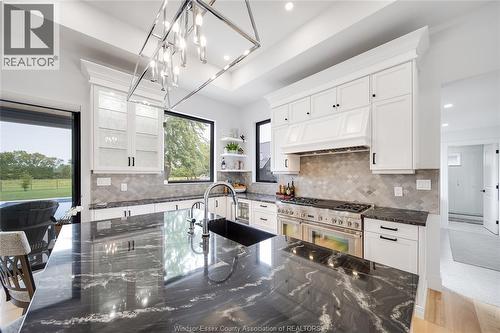 77 Bissonnette Lane, Lakeshore, ON - Indoor Photo Showing Kitchen With Upgraded Kitchen