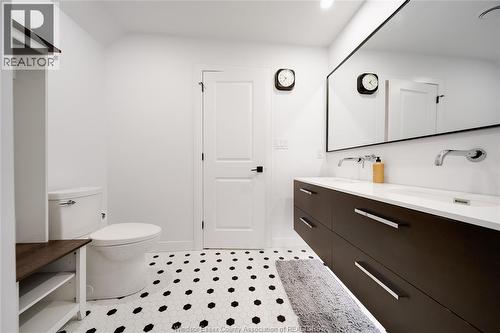 77 Bissonnette Lane, Lakeshore, ON - Indoor Photo Showing Bathroom