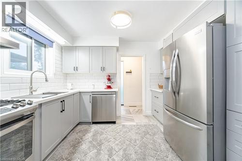 297 Mohawk Road W, Hamilton, ON - Indoor Photo Showing Kitchen With Stainless Steel Kitchen With Upgraded Kitchen