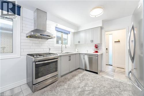 297 Mohawk Road W, Hamilton, ON - Indoor Photo Showing Kitchen With Stainless Steel Kitchen With Upgraded Kitchen