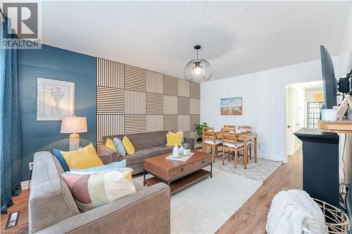 297 Mohawk Road W, Hamilton, ON - Indoor