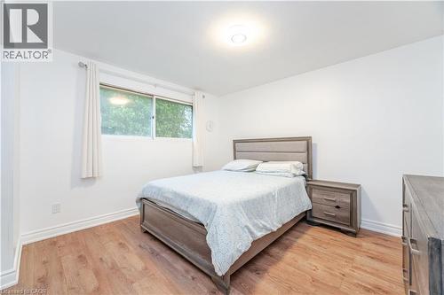 297 Mohawk Road W, Hamilton, ON - Indoor Photo Showing Bedroom