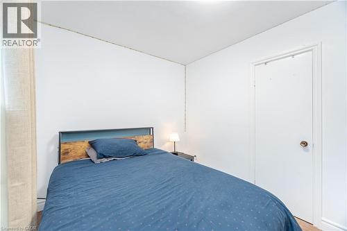 297 Mohawk Road W, Hamilton, ON - Indoor Photo Showing Bedroom